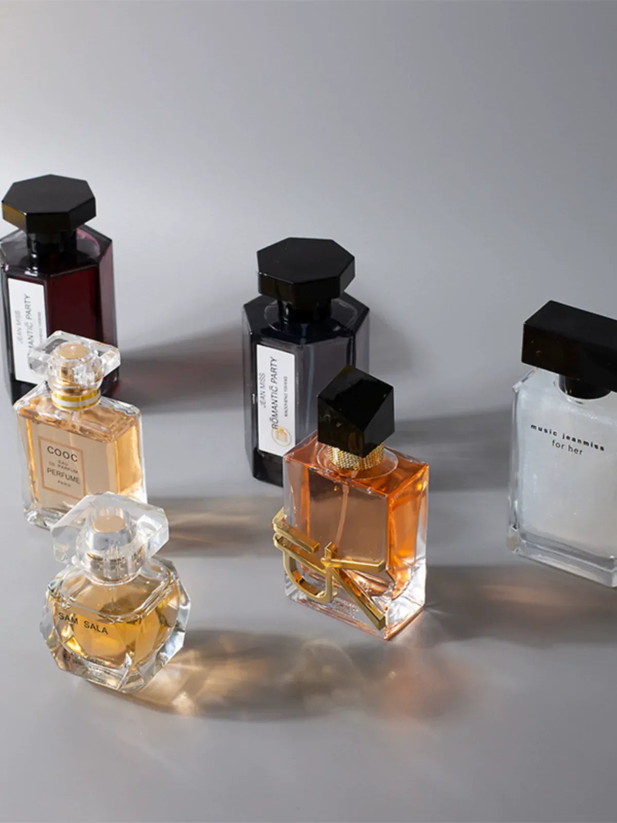 Model Room Men Women's Artificial Perfume Fragrance Props Big Brand Perfume Ornament Accessible Luxury Dressing Table Solution Decoration - My Vixen Vault