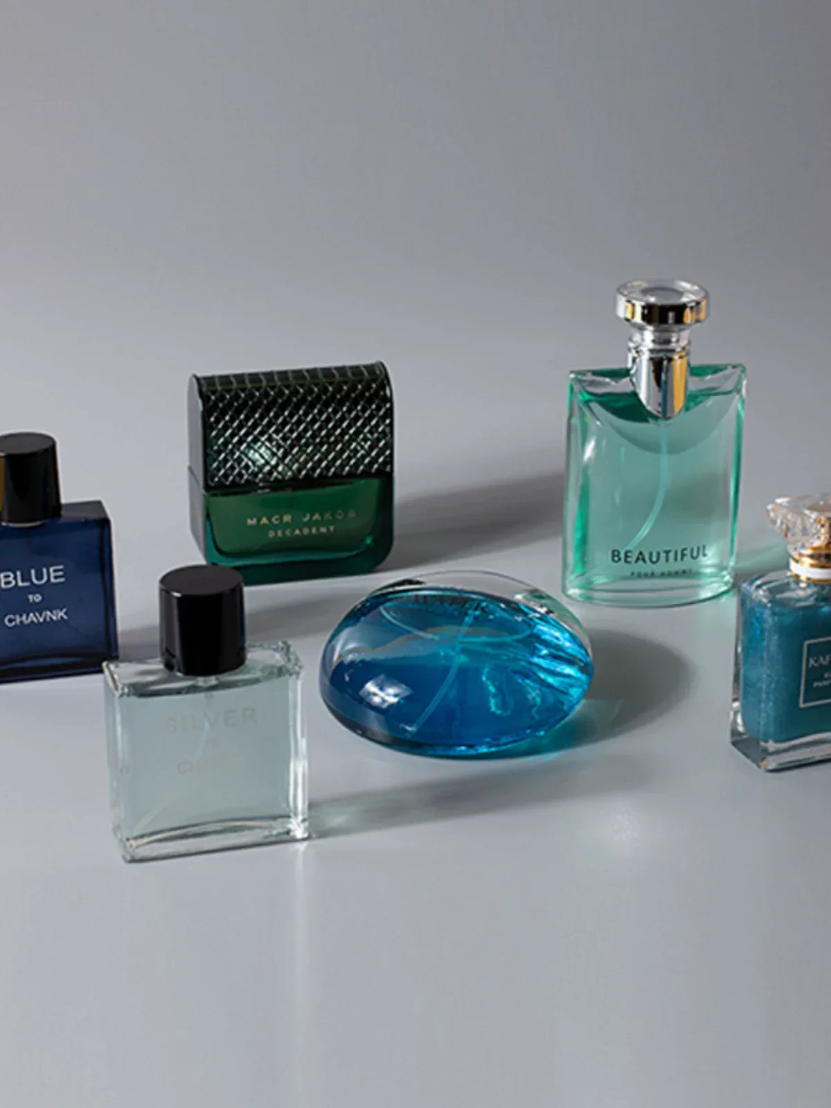 Model Room Men Women's Artificial Perfume Fragrance Props Big Brand Perfume Ornament Accessible Luxury Dressing Table Solution Decoration - My Vixen Vault