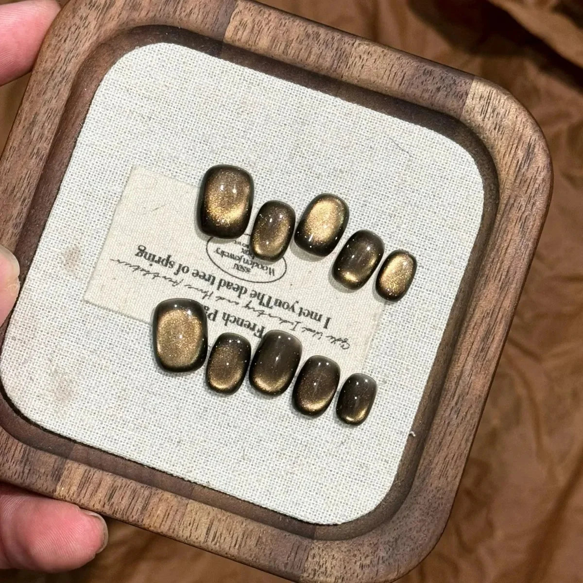 10PCS Vintage Wine Red Cat's Eye Effect Imitation Crystal Sparkling Glass Beads Detachable Handmade Press-on Short Fake Nails