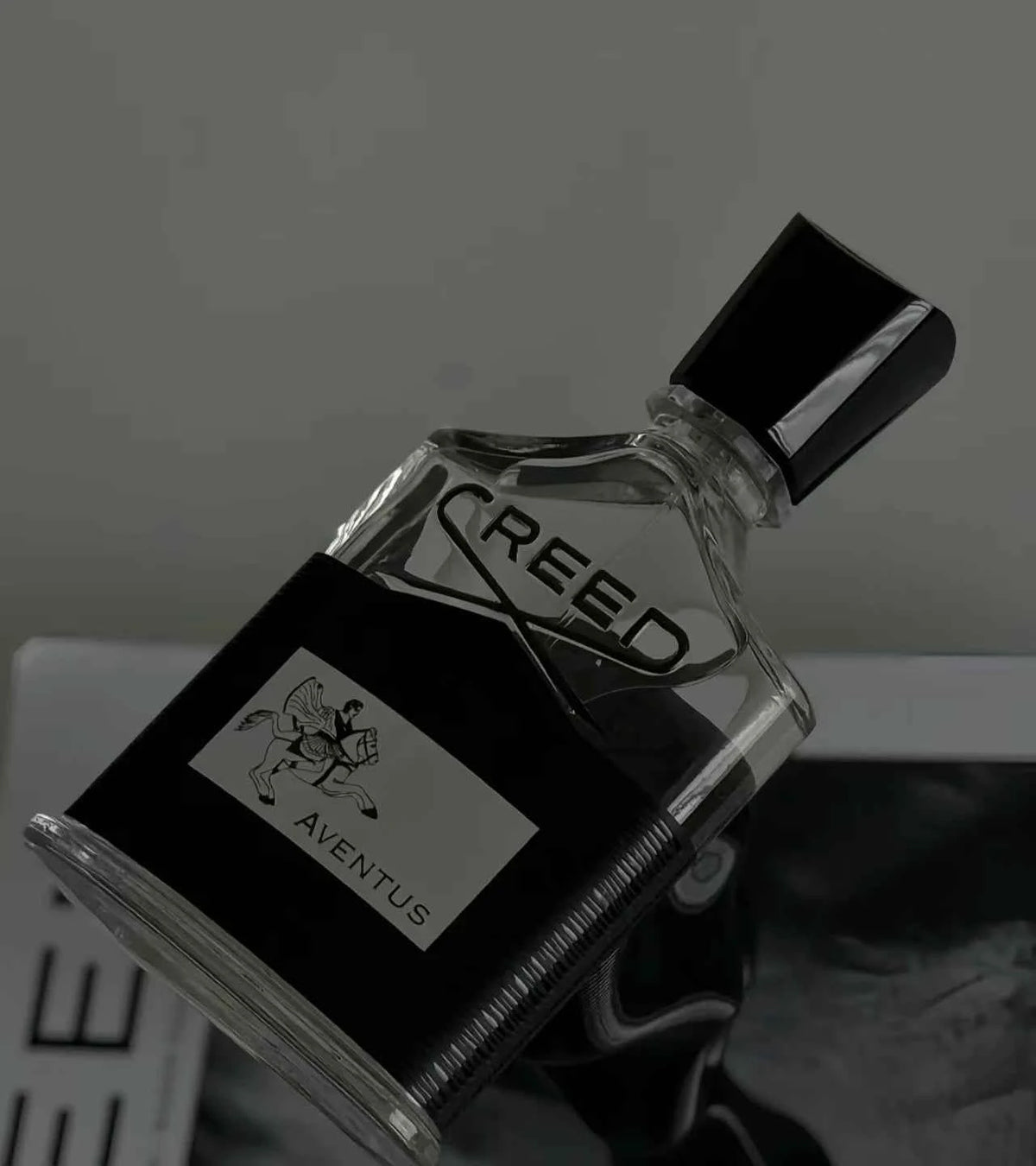 Creed Aventus Men's perfume 100ML/3.4OZ] is a layer of fragrance, which reflects the grand style. Explain men's style..