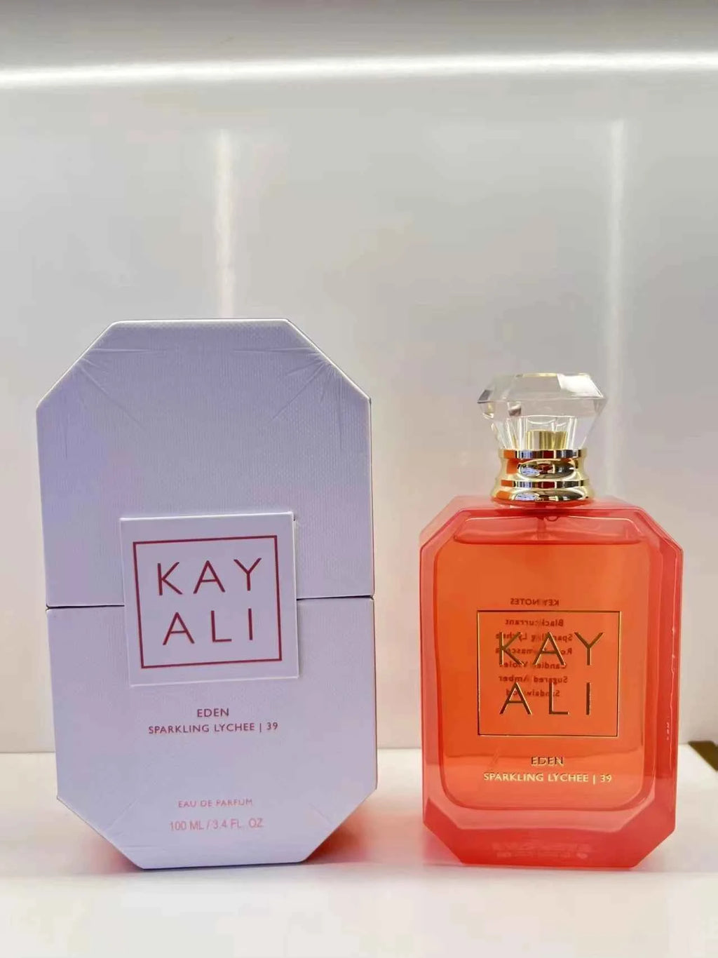 Elegant Women's Perfume 8 Captivating Scents with Sweet Fruity Floral Notes Warm Woody Base Long-Lasting Romantic Aroma